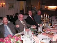 pict1376-re.jpg