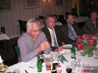 pict1377-re.jpg