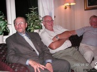 pict1380-re.jpg