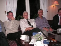 pict1381-re.jpg